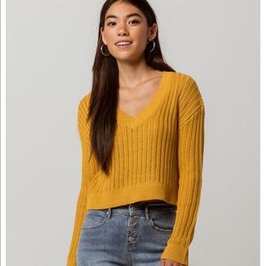 Sky and Sparrow V Neck Crop Pullover Sweater